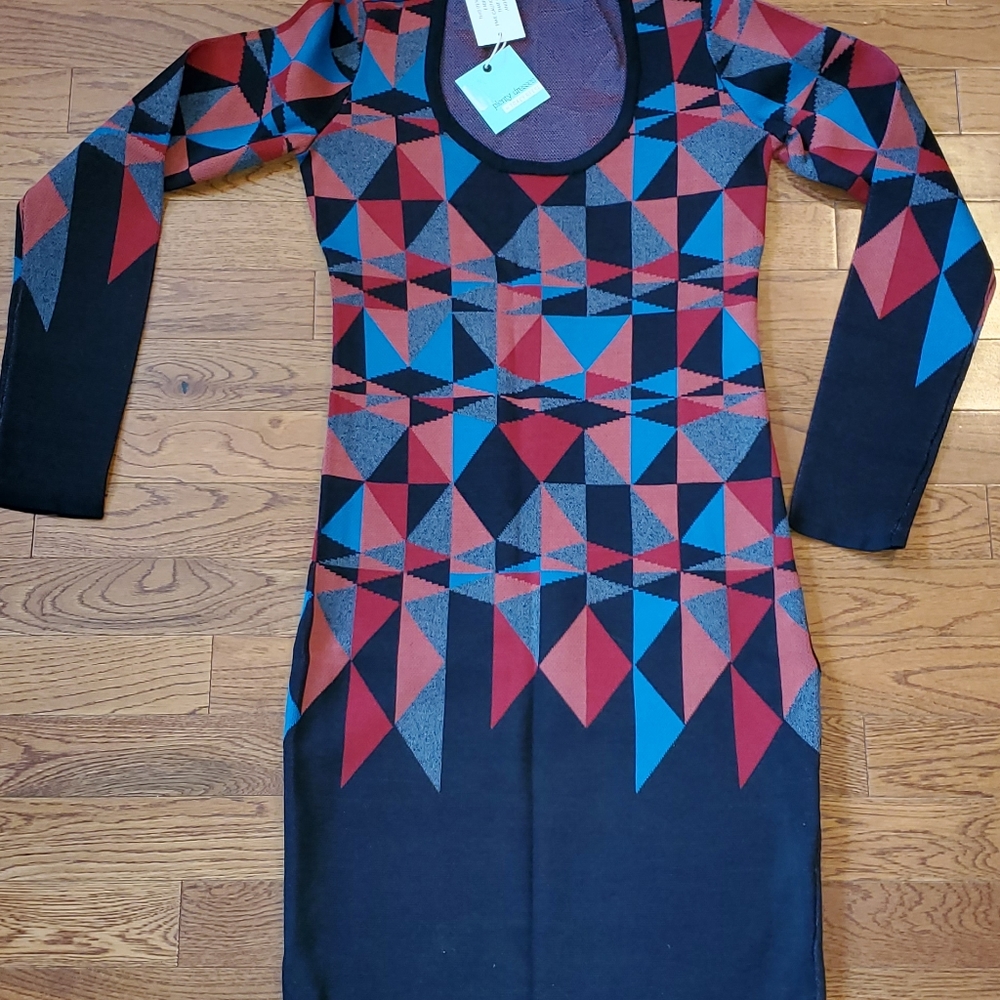 Dress - Picture 2 of 5